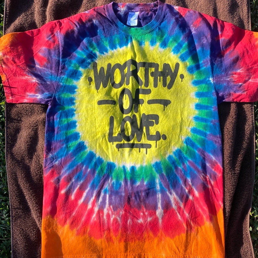 Worthy of Love Men’s Tie-dye T-shirt